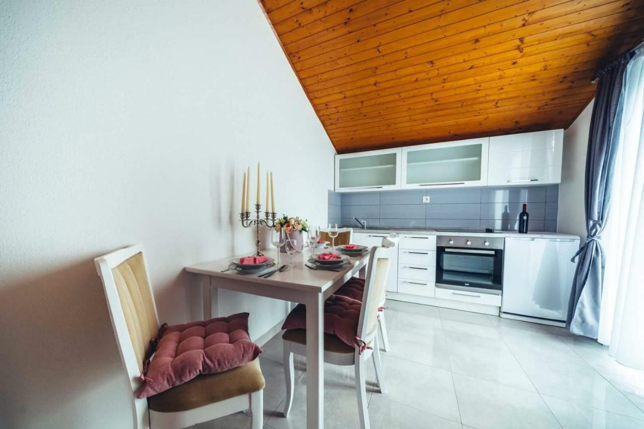 Apartments Juric Čelina Eksteriør bilde